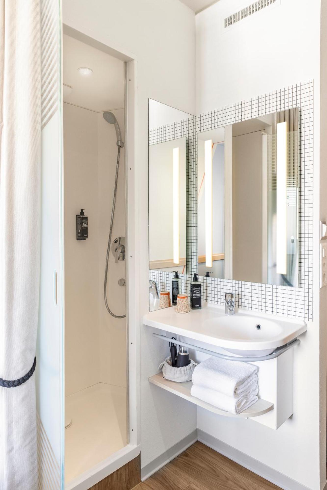 Ibis Budget Paradiso Hotel